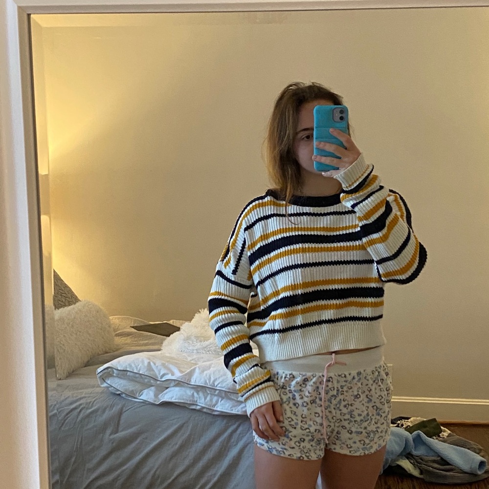 Pacsun sweater